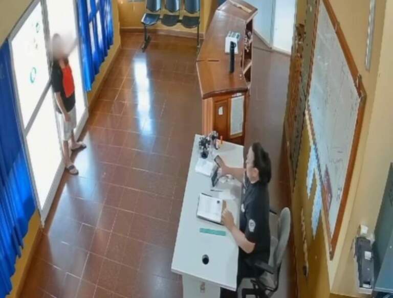 Falleció la mujer que se prendió fuego en la Comisaría de Campo Grande: permaneció internada 9 días imagen-13