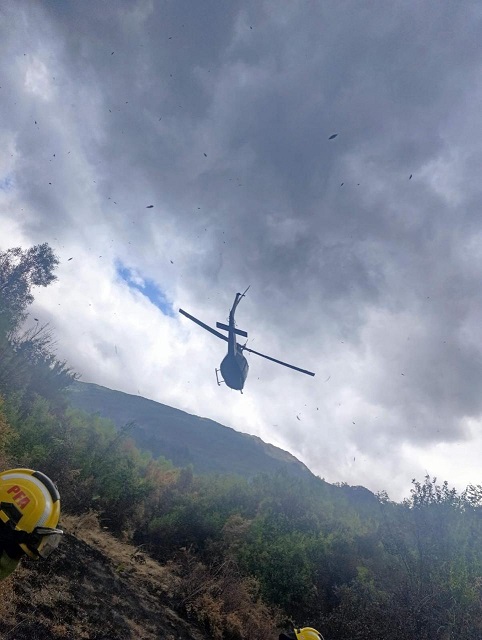 Amplio trabajo de los helicópteros del Ejército Argentino en los incendios en la provincia de Chubut imagen-2