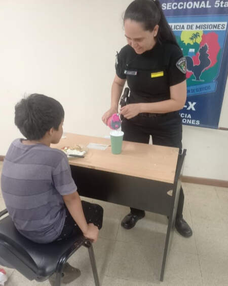 Hallaron caminando solo en Garupá al niño de Posadas que era buscado por la Policía imagen-34