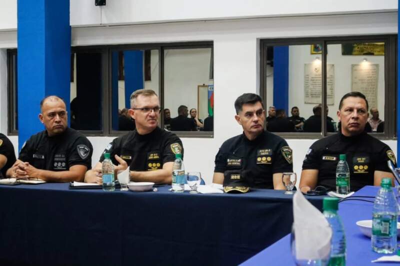 El ministro Marcelo Pérez definió junto a la Policía de Misiones el rumbo de la política de seguridad para 2026 imagen-2
