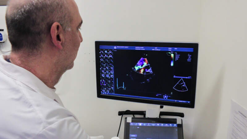 “Ir de Rojo por una Mujer”: una campaña para visibilizar la salud cardiovascular femenina suma al Madariaga imagen-2