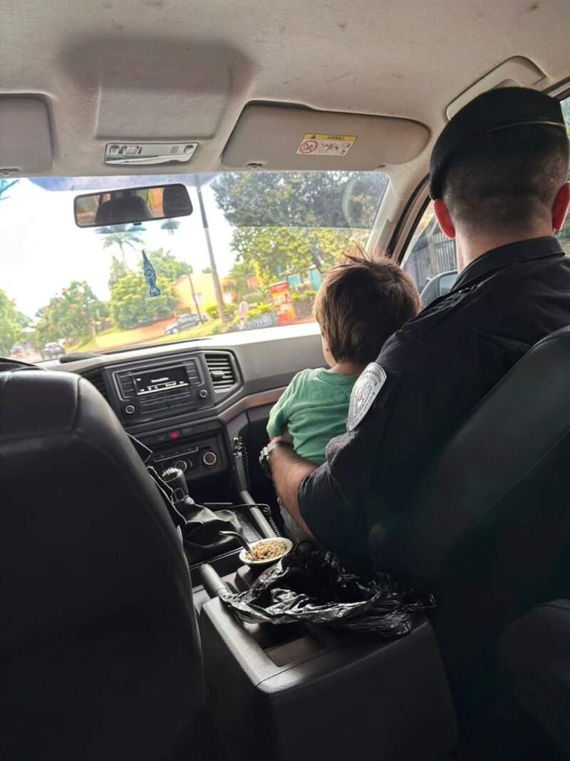 Resguardaron a un niño desorientado en Apóstoles y tras una hora de búsqueda dieron con su padre imagen-2