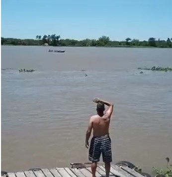 Santa Fe: hallaron en el río Coronda una lancha a la deriva con dos hombres fusilados imagen-14