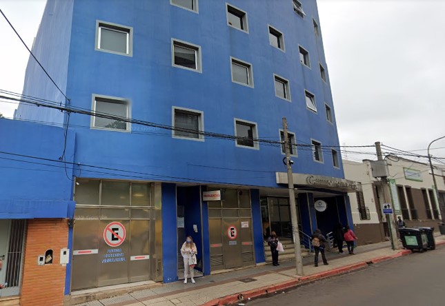 Posadas: una mujer pelea por su vida en Terapia Intensiva de un sanatorio luego de ser atropellada en Acceso Oeste, el auto se dio a la fuga imagen-8