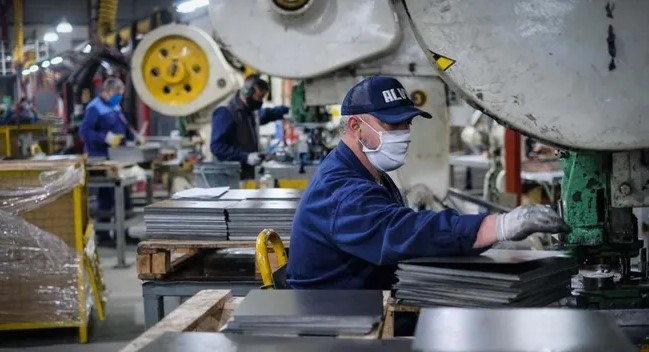 Los ganadores y perdedores de la era Milei: de 55 sectores de la actividad, 19 son los únicos que crecieron imagen-9