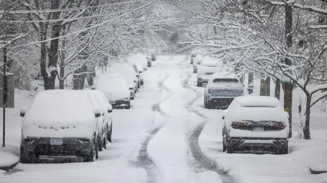 La tormenta invernal Fern azota EEUU: murieron seis personas y hay al menos un millón de hogares sin luz imagen-18
