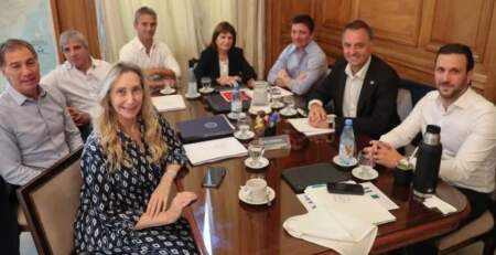 Gobierno incorporó el Régimen Penal Juvenil en extraordinarias y analiza sumar otros temas Gobierno incorporó el Régimen Penal Juvenil en extraordinarias y analiza sumar otros temas imagen-15