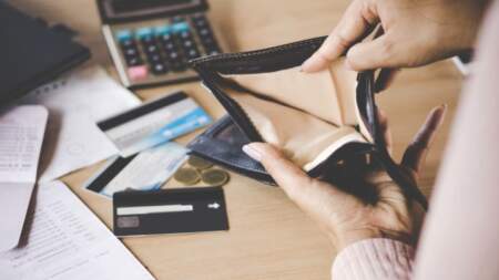 Ante el aumento de clientes con pagos atrasados, bancos recortan límites en las tarjetas y refinancian deudas imagen-5