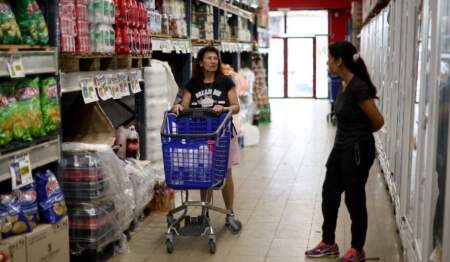 Las familias misioneras necesitaron en diciembre $815 mil para llenar el changuito del supermercado imagen-2
