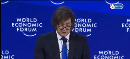 Las principales definiciones de Javier Milei en Davos: Venezuela, «Make Argentina great again», la muerte de Maquiavelo y más Las principales definiciones de Javier Milei en Davos: Venezuela, "Make Argentina great again", la muerte de Maquiavelo y más imagen-40