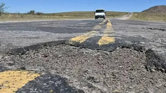 Advierten que casi el 70% de las rutas nacionales se encuentran en estado regular o malo Advierten que casi el 70% de las rutas nacionales se encuentran en estado regular o malo imagen-1