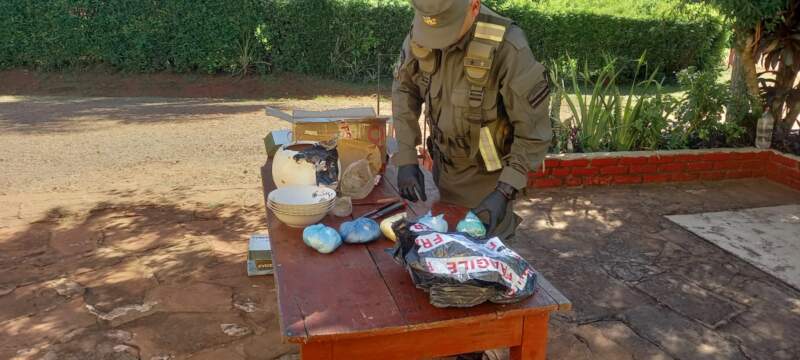 Gendarmería: Abrieron una encomienda y hallaron más de 2 kilos de cocaína imagen-4