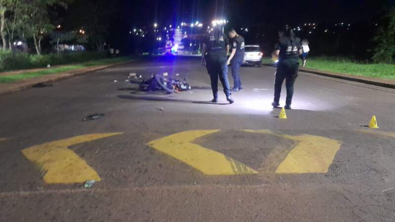 Siniestro entre una moto y un automóvil dejó un hombre hospitalizado en Posadas Siniestro entre una moto y un automóvil dejó un hombre hospitalizado en Posadas imagen-10