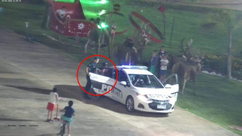 Insólito: causó disturbios y para excusarse activó el tótem del 911; terminó detenido con 2,57 de alcohol en sangre imagen-6