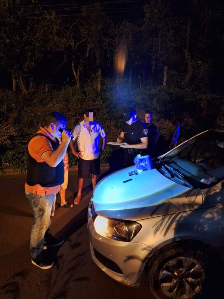 Iba armado y alcoholizado a “arreglar cuentas”: la Policía lo interceptó en un control imagen-36