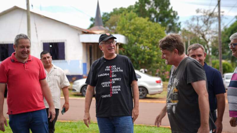 Passalacqua encabezó una jornada de supervisión de obras y entrega de equipamiento en Alba Posse imagen-12
