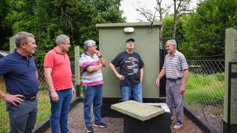 Passalacqua encabezó una jornada de supervisión de obras y entrega de equipamiento en Alba Posse imagen-24
