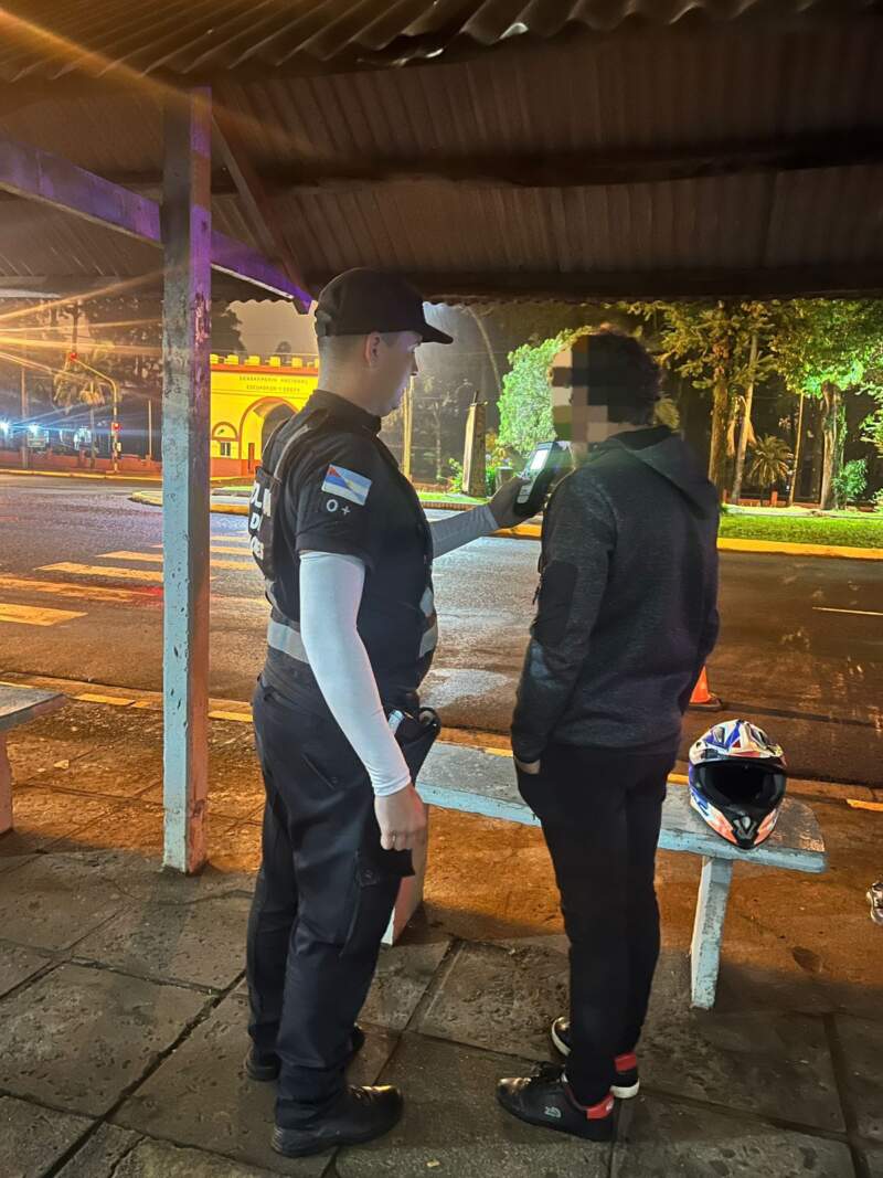Dos conductores demorados por alcoholemia positiva tras siniestros viales en Oberá imagen-2