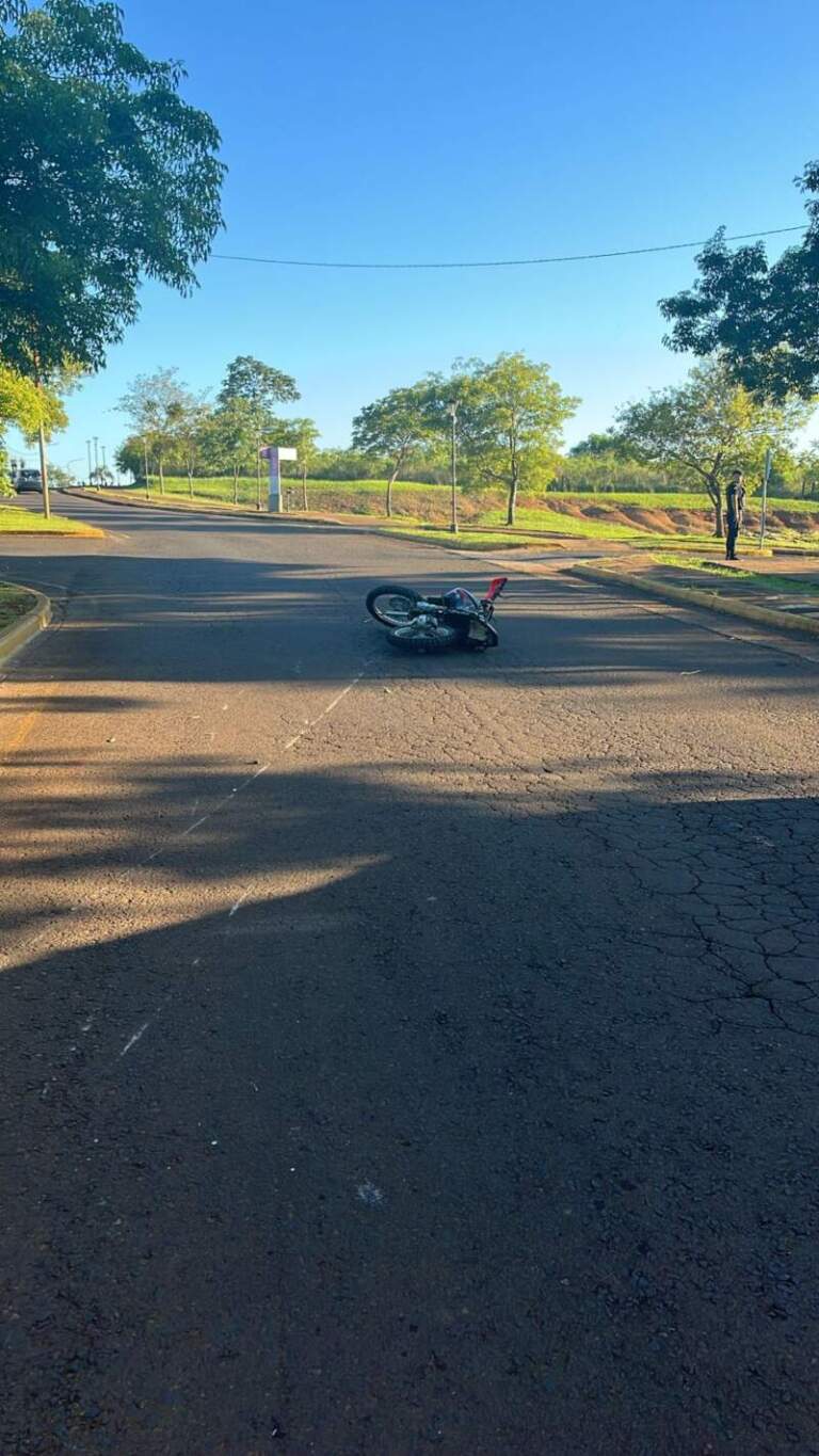 Falleció un motociclista tras un despiste en la Avenida Chacabuco y Avenida Ulises López en Posadas imagen-2