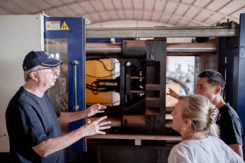 Passalacqua recorrió la planta procesadora de bambú de Wenphoenix en el Parque Industrial de Apóstoles imagen-32