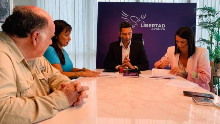 Reunión entre La Libertad Avanza Misiones y la Compañía Minera Wanda SRL por el análisis de la Tasa Eco Turística imagen-7