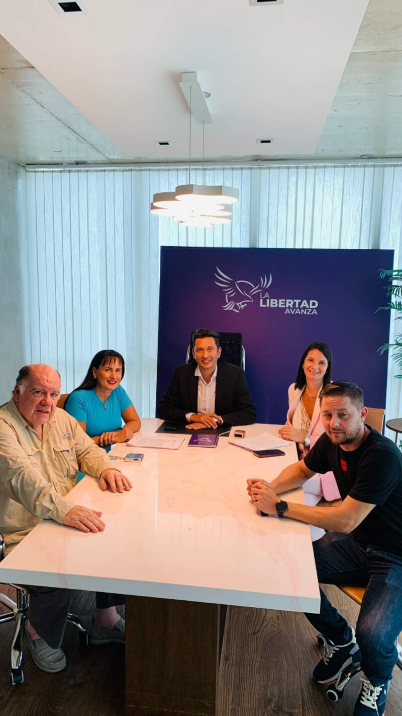 Reunión entre La Libertad Avanza Misiones y la Compañía Minera Wanda SRL por el análisis de la Tasa Eco Turística imagen-4