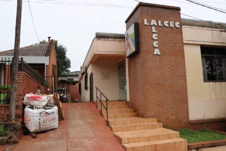 La Municipalidad de Alem avanza con la construcción del Centro Dermatológico junto a LALCEC Alem- ALCCA La Municipalidad de Alem avanza con la construcción del Centro Dermatológico junto a LALCEC Alem- ALCCA imagen-40