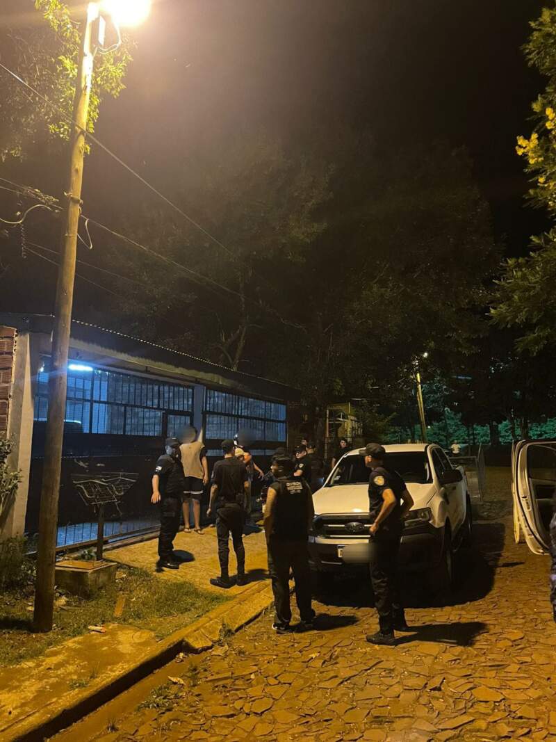 Tarde-noche violenta: quiso cobrar una deuda con un machete y un arma de fuego imagen-2