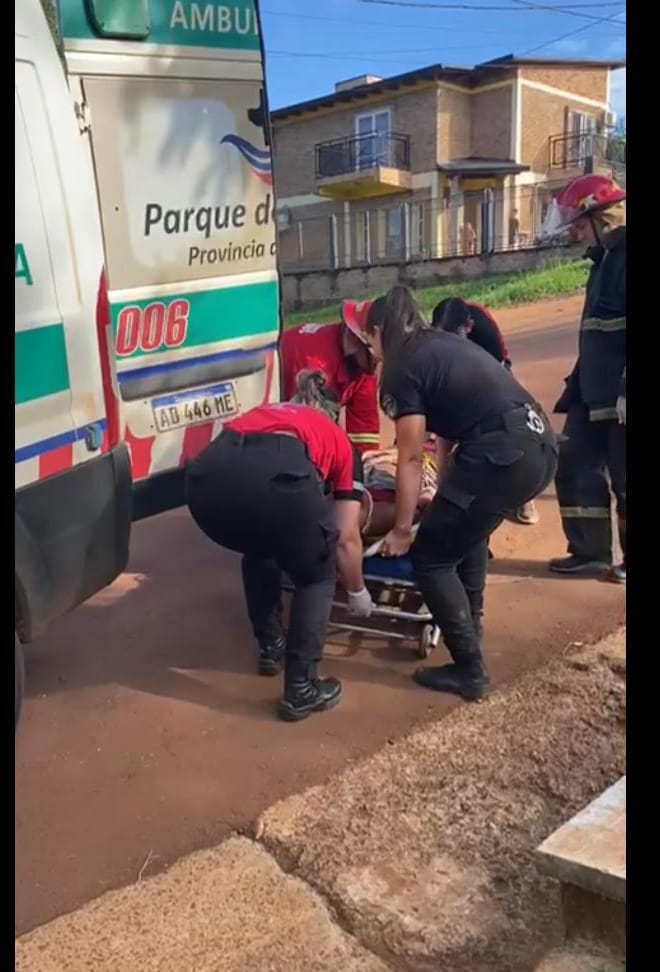 Oberá: la joven rescatada de la alcantarilla recibió atención médica y permanece estable imagen-9