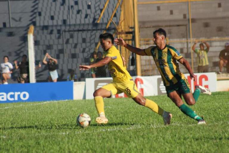 Fútbol posadeño: empate en la primera final del Torneo Clausura imagen-19