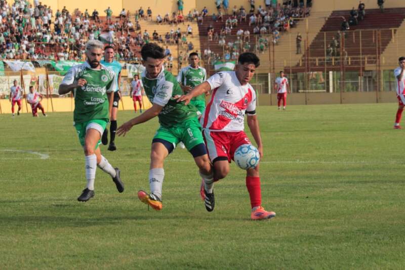 Fútbol: Guaraní ganó en Corrientes y sacó ventaja en la semifinal imagen-2