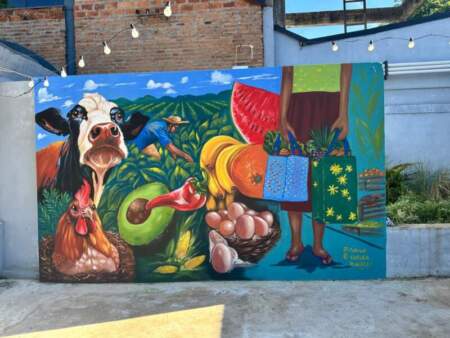 Nuevo mural en el Mercado de Villa Urquiza: “Arte y Raíces” Nuevo mural en el Mercado de Villa Urquiza: “Arte y Raíces” imagen-50