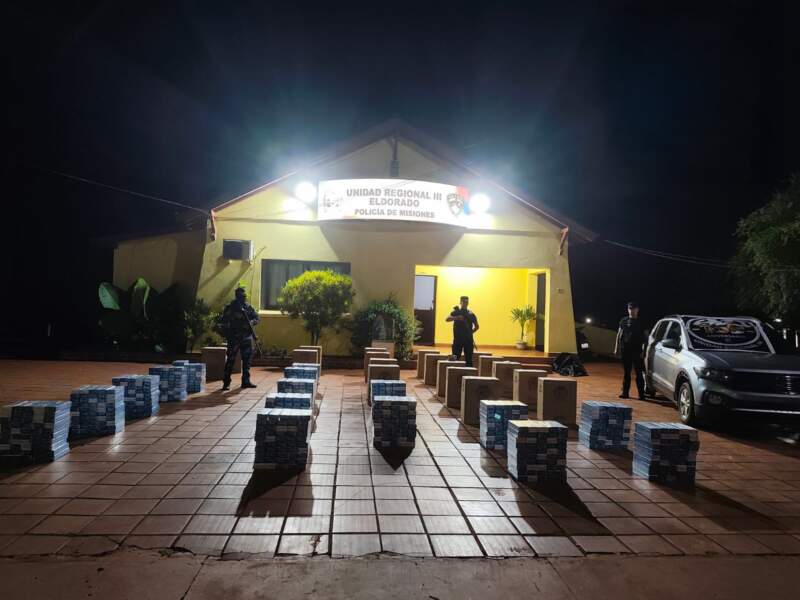 Secuestran en Eldorado cigarrillos de contrabando valuados en $17 millones 3 Secuestran en Eldorado cigarrillos de contrabando valuados en $17 millones imagen-2