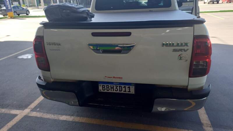 Brasil: la camioneta de posadeños robada en Florinópolis apareció en Porto Belo, con todos los documentos personales de los turistas imagen-2