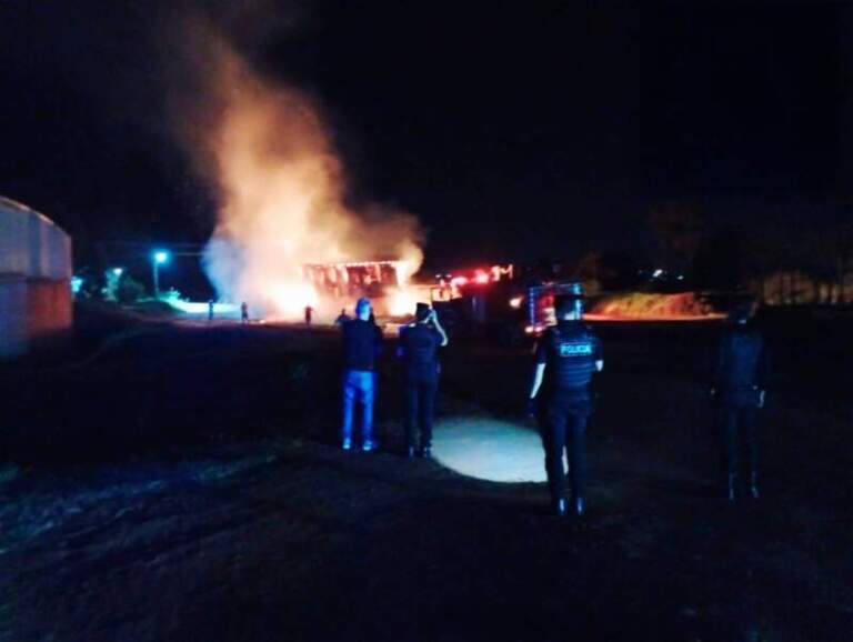 Eldorado: incendio en un aserradero provocó daños materiales imagen-36