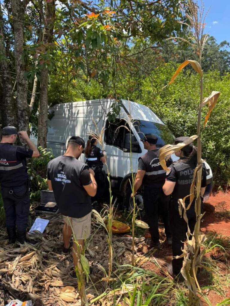 25 de Mayo: secuestraron casi $170 millones en cigarrillos de contrabando imagen-16