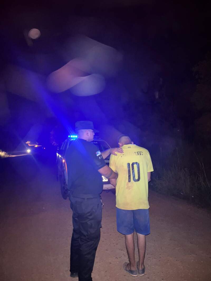Conducía alcoholizado, despistó y terminó detenido en Apóstoles imagen-2