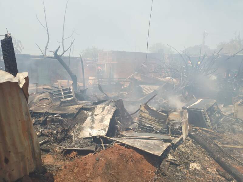 Posadas: incendio destruyó unas siete casas en el barrio Oleritos imagen-6