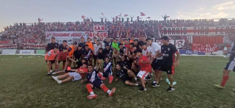 Fútbol: Guaraní se metió en la final regional imagen-19