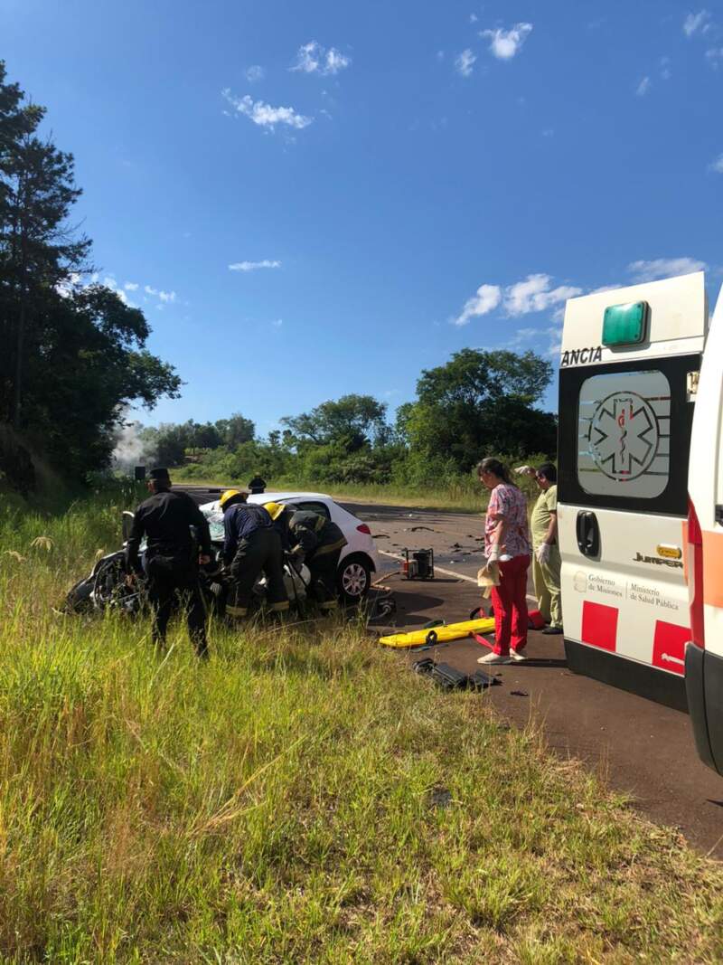 Cerro Azul: siniestro vial en la Ruta Nacional 14 dejó una víctima fatal y dos personas lesionadas imagen-4