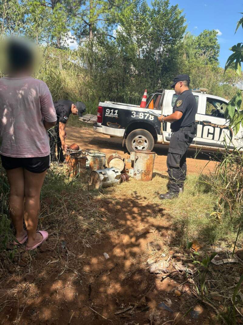 Posadas: Secuestraron 11 tachos transformadores y detuvieron a una mujer presuntamente vinculada al robo 5 Posadas: Secuestraron 11 tachos transformadores y detuvieron a una mujer presuntamente vinculada al robo imagen-4