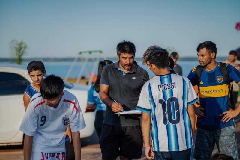 Stelatto compartió una jornada deportiva con niños y jóvenes de diversos barrios 17 Stelatto compartió una jornada deportiva con niños y jóvenes de diversos barrios imagen-16