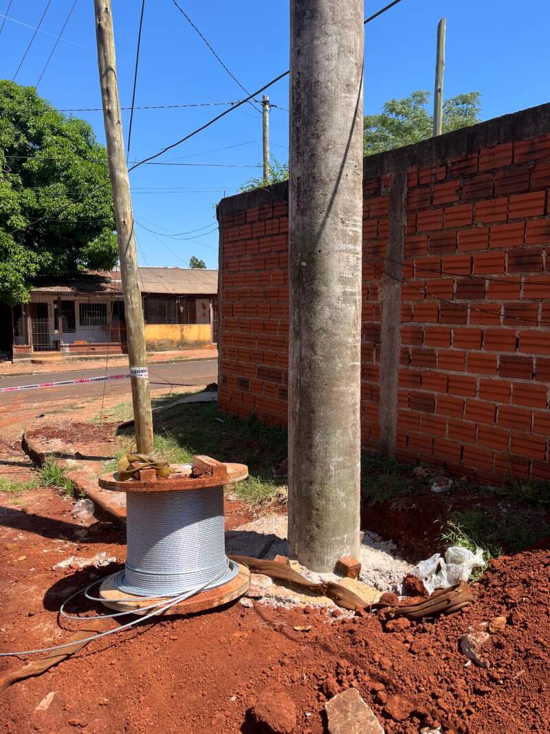 Puerto Iguazú: vinculan líneas desde las Estaciones Transformadoras para mejorar la distribución eléctrica en los barrios imagen-4
