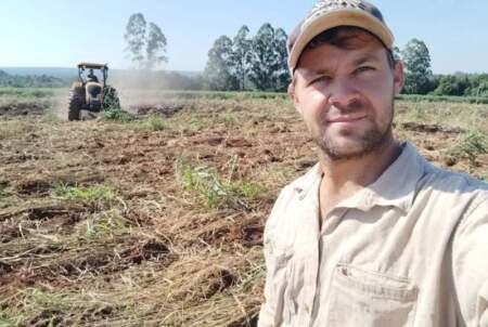 Crece la tensión por la desregulación yerbatera: productores proponen llevar los reclamos a la Nación Crece la tensión por la desregulación yerbatera: productores proponen llevar los reclamos a la Nación imagen-5