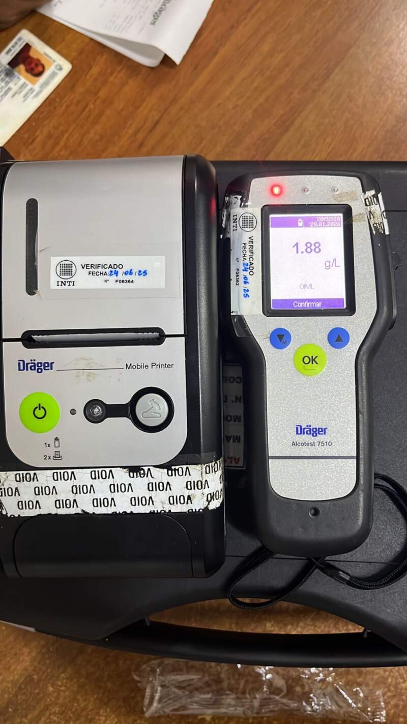 Dos conductores alcoholizados fueron demorados durante controles viales en San Vicente y Capioví 7 Dos conductores alcoholizados fueron demorados durante controles viales en San Vicente y Capioví imagen-6