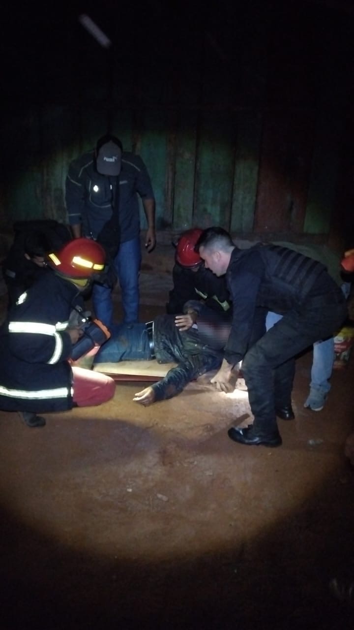 Atacó a su ex pareja, causó daños, incendió la casa y terminó detenido en Campo Ramón imagen-2