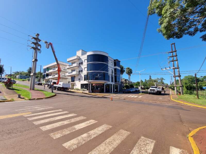 Energia de Misiones: Nuevo tendido eléctrico en línea Alem-San Javier para optimizar el servicio de la zona 11 Energia de Misiones: Nuevo tendido eléctrico en línea Alem-San Javier para optimizar el servicio de la zona imagen-10