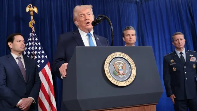 Donald Trump afirmó que EEUU gobernará Venezuela "hasta una transición segura" y no descartó un segundo ataque imagen-6