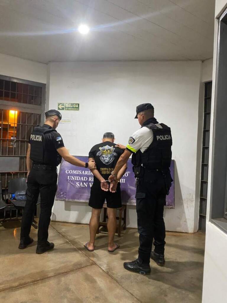 Detuvieron a un hombre acusado de amenazar de muerte a un padre y a su hijo con un arma de fuego imagen-46