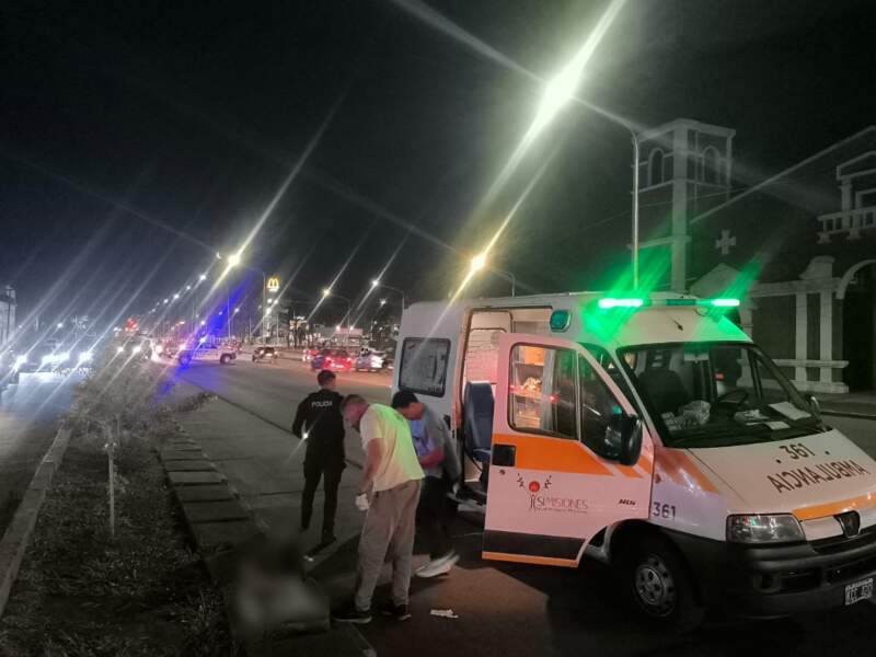 Siniestro vial entre un motociclista y un peatón en Posadas Siniestro vial entre un motociclista y un peatón en Posadas imagen-10